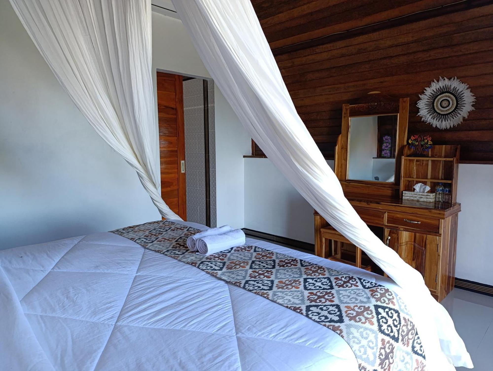 Kubuhill Sunset Bungalow Toyapakeh Εξωτερικό φωτογραφία