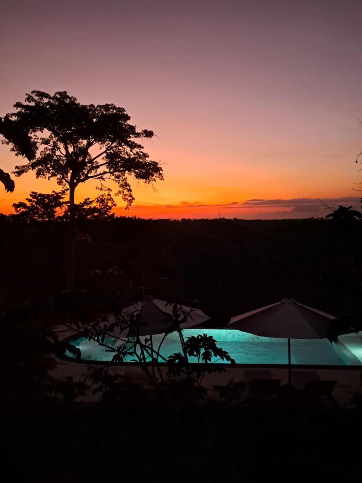 Kubuhill Sunset Bungalow Toyapakeh Εξωτερικό φωτογραφία