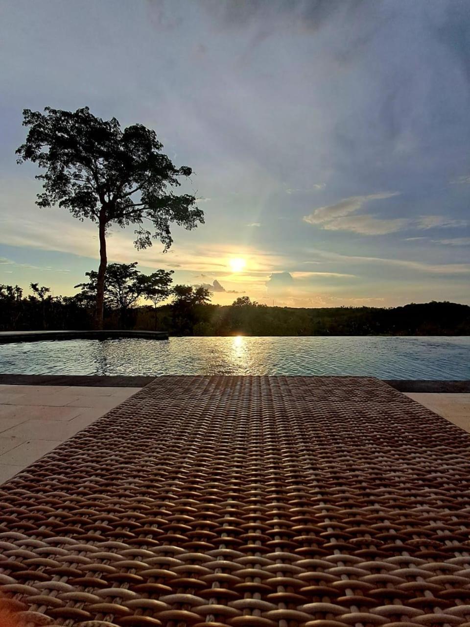 Kubuhill Sunset Bungalow Toyapakeh Εξωτερικό φωτογραφία