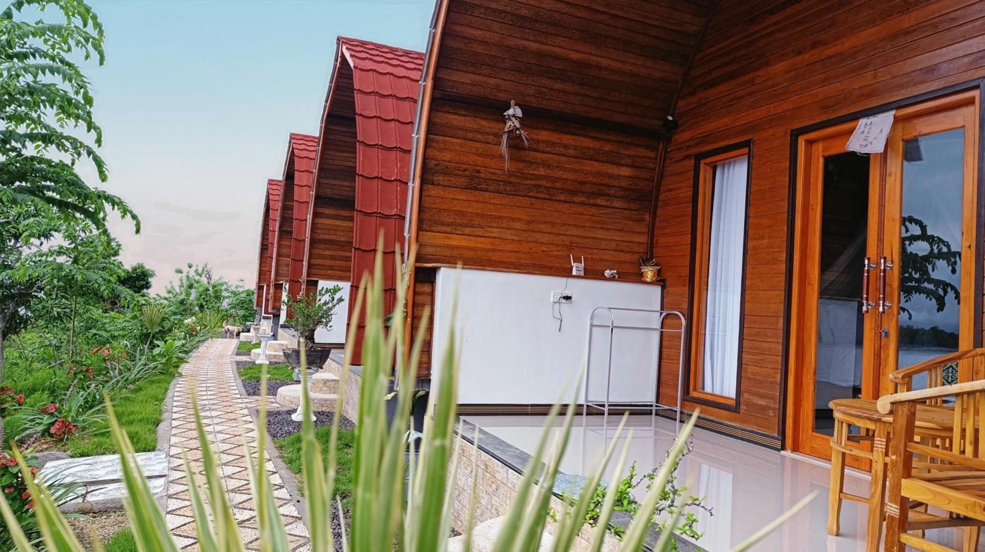 Kubuhill Sunset Bungalow Toyapakeh Εξωτερικό φωτογραφία